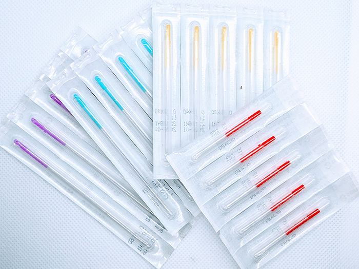 使い捨て針使用